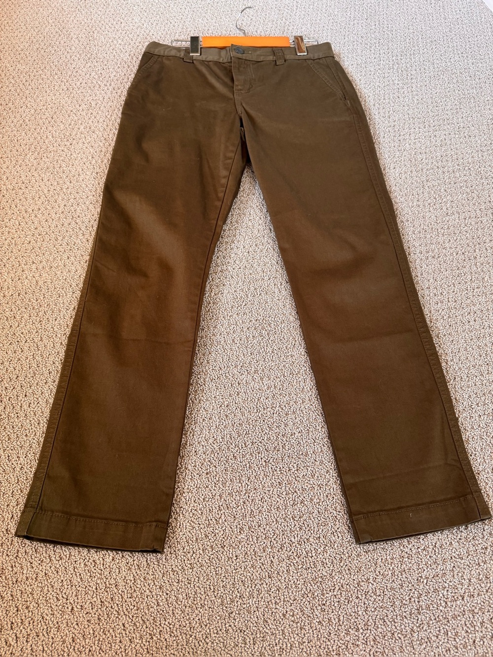 Current/Elliott Straight Leg Jeans in Army Green(ish). Excellent condition Sz 26